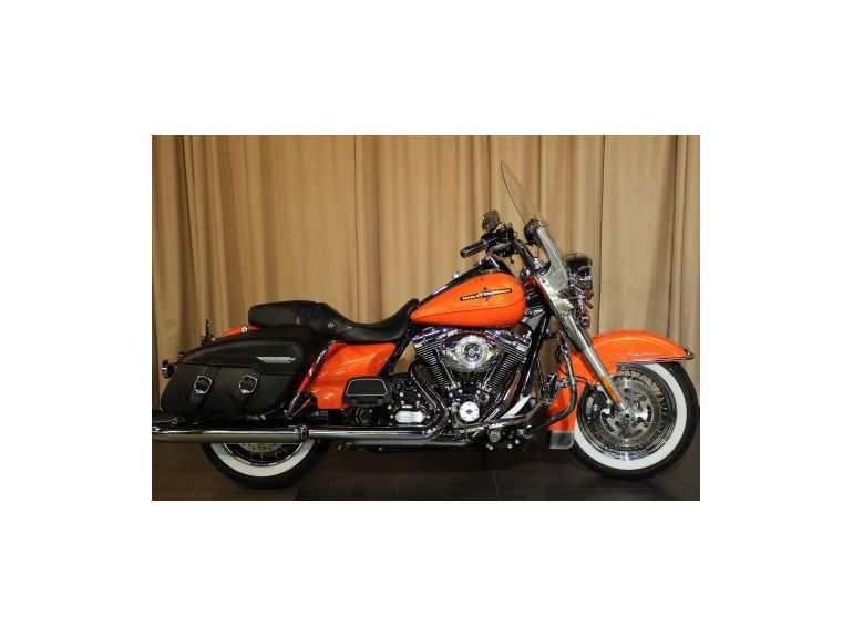 2012 Harley-Davidson Touring FLHRC - Road King Classic 
