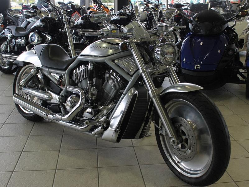 2002 Harley-Davidson V-ROD Cruiser 