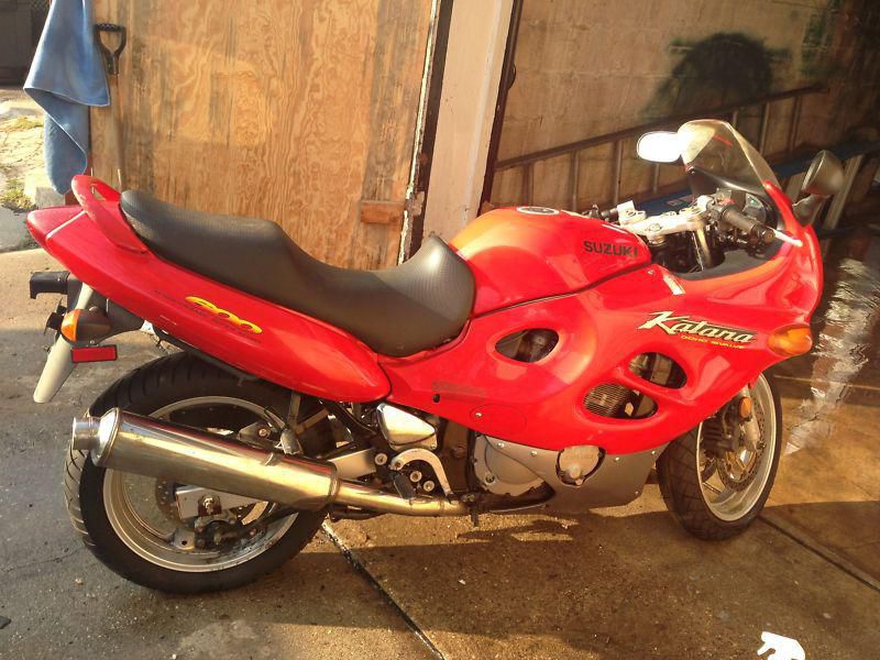 1998 Suzuki Katana 600 (Red)