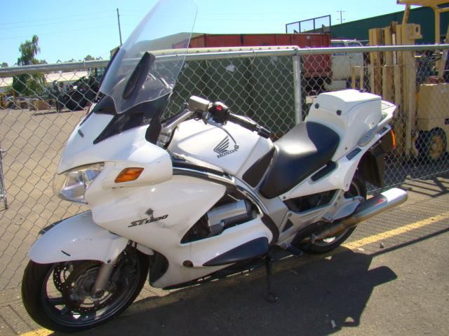 2007 Honda ST-1300 Motorcycle ( non-op Damaged)