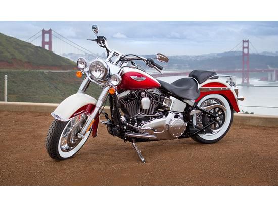 2013 Harley-Davidson Softail Deluxe Cruiser 