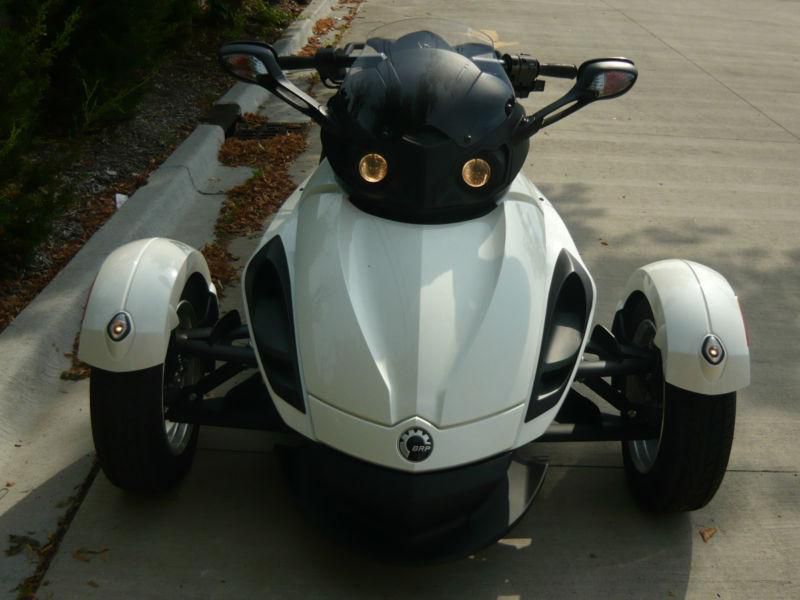2011 BRP CAN-AM SPYDER RS-S SE5 CAN AM THREE WHEELER MOTORCYCLE