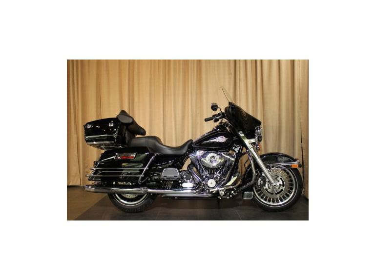 2012 Harley-Davidson Touring FLHTC - Electra Glide Classic 