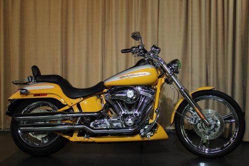 2004 Harley-Davidson Softail FXSTDSE2 - Screamn' Eagle Duece Cruiser 