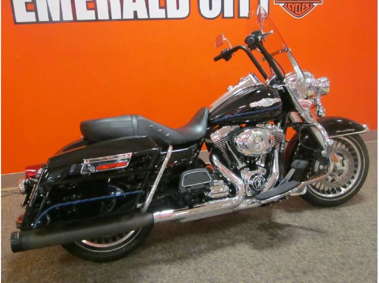 2014 Harley-Davidson Sportster Superlow XL883L 