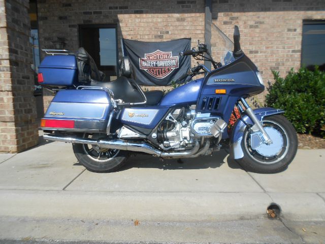Used 1986 Honda GOLDWING for sale.