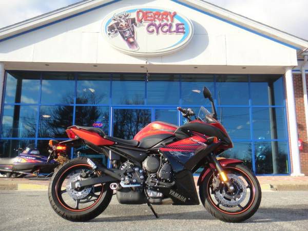 2011 yamaha fz-6r orange/black one owner bike mint condition low miles