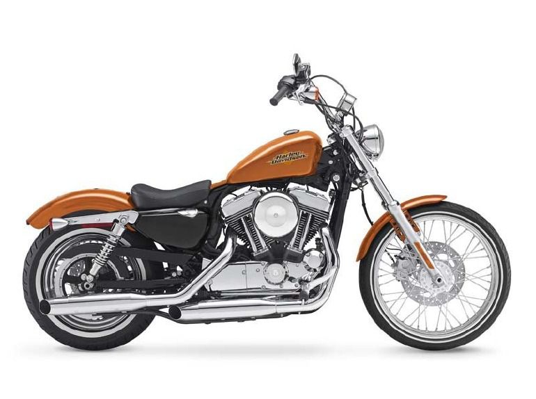 2014 Harley-Davidson XL1200V Sportster Seventy-Two 
