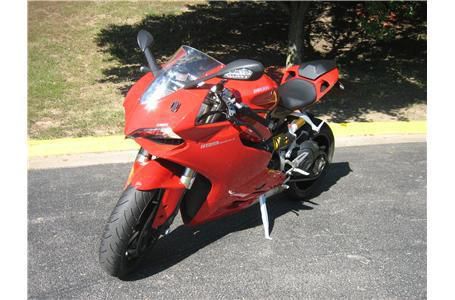 2012 Ducati 1199 Panigale Sportbike 