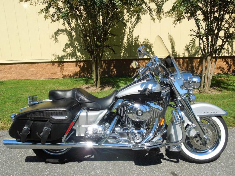 ROAD KING CLASSIC, ANNVERSARY MODEL, LOADED WITH CHROME, GOOD CLEAN BIKE,