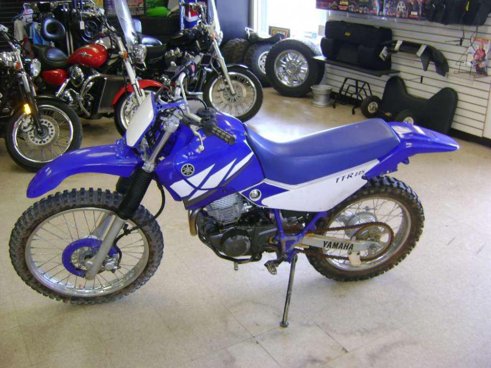 2003 Yamaha TT-R225 Dirt Bike 