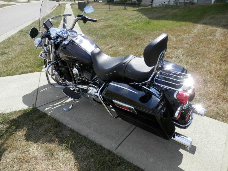 Super sharp 20210 road king --8,600 miles--extras--video-- reduced! $14,499