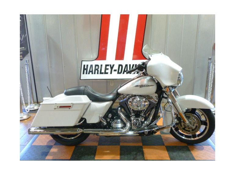 2011 Harley-Davidson FLHX - Street Glide 