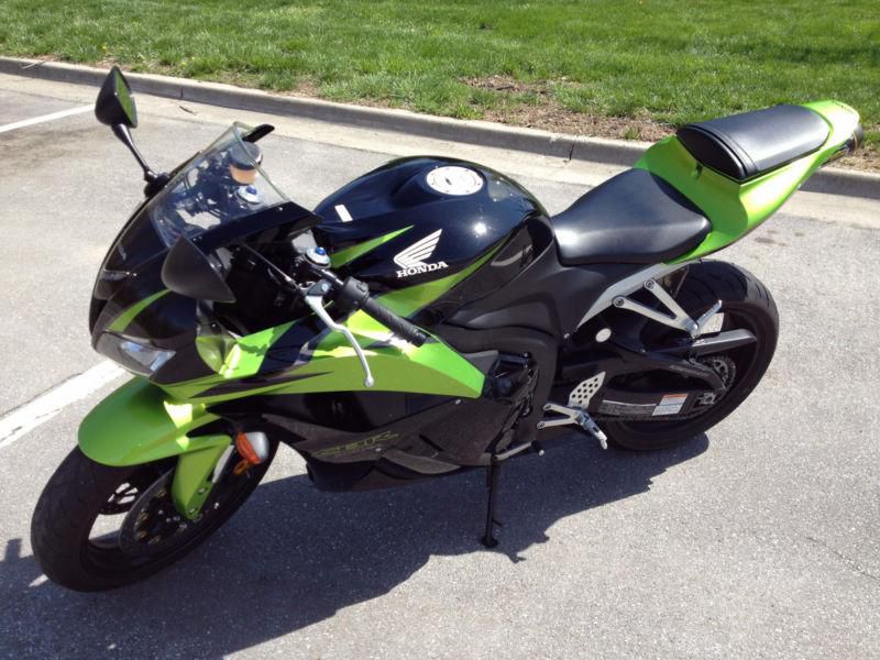 2009 Honda CBR 600RR *** Low Miles and Slip On Exhaust ***