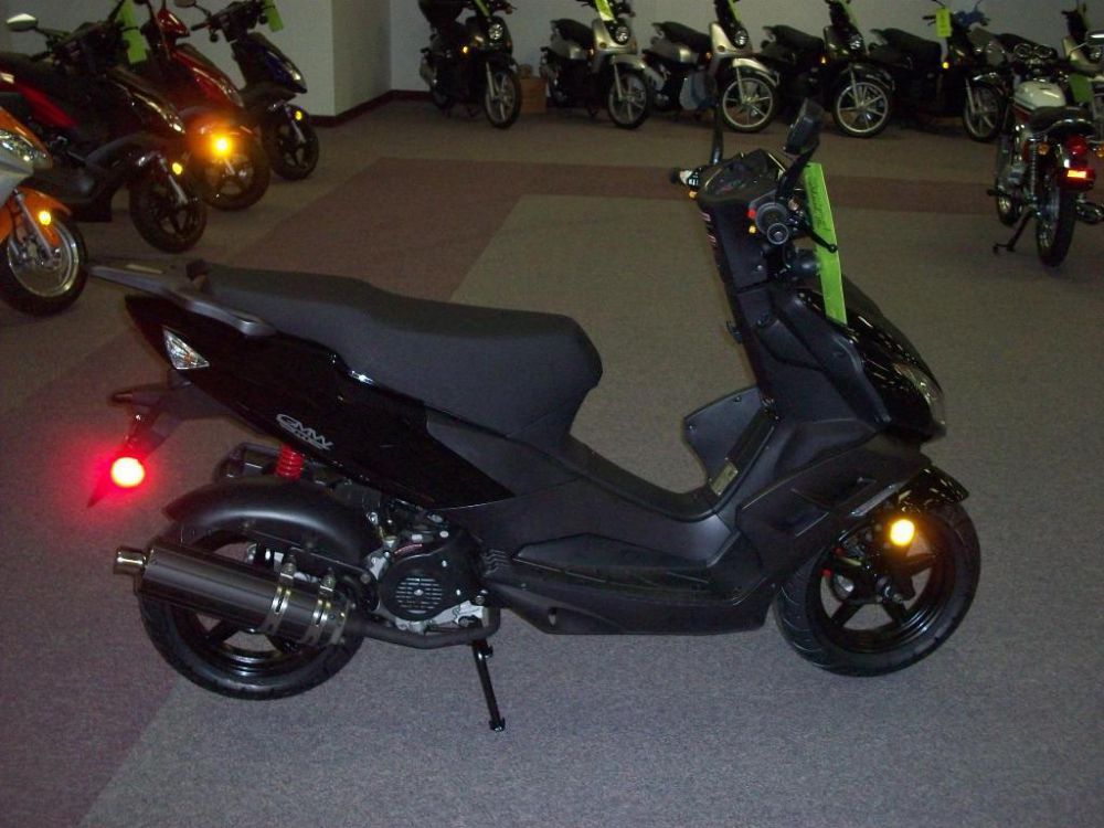 2013  r1  scooter 