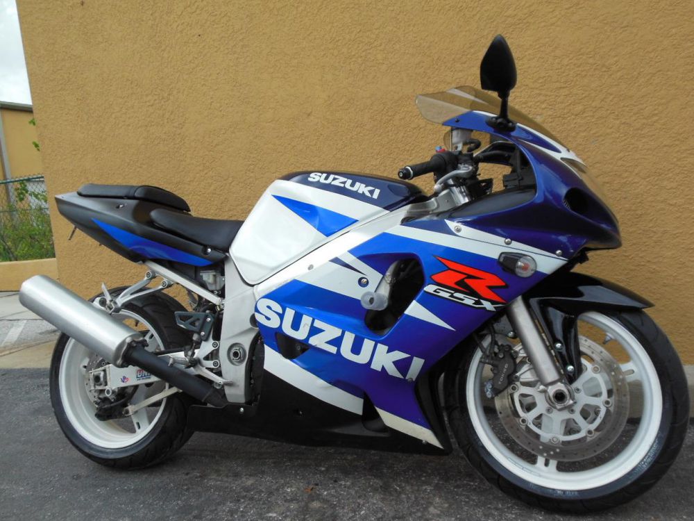 2001 Suzuki GSX-R 600 - Moto.ZombDrive.COM