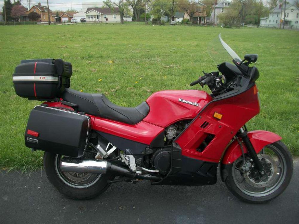 2000 Kawasaki Concours Sport Touring 