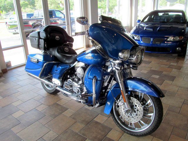 Used 2007 Harley Davidson Ultra Classic for sale.