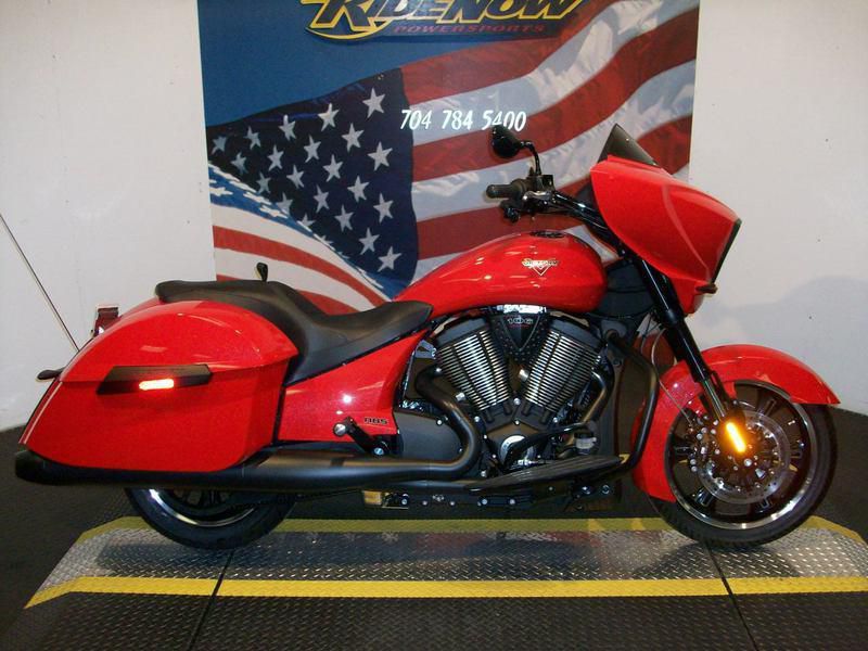 2014 Victory Cross Country Cruiser 