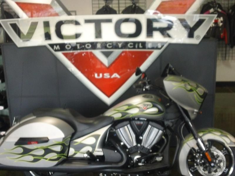 2014 victory cross country  standard 