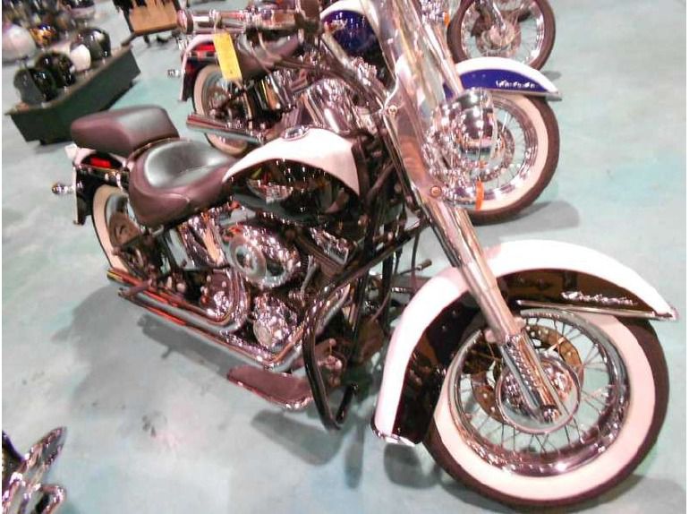 2007 Harley-Davidson FLSTN - Softail Deluxe 