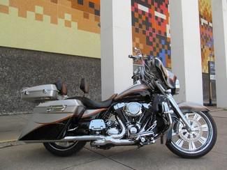 2009 Silver Harley FLHX Customized StreetGlide