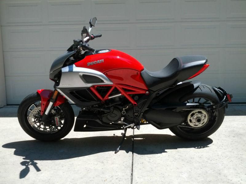 Immaculate 2011 Diavel, Original Owner, Red, 2,363 Miles, All Stock, No issues
