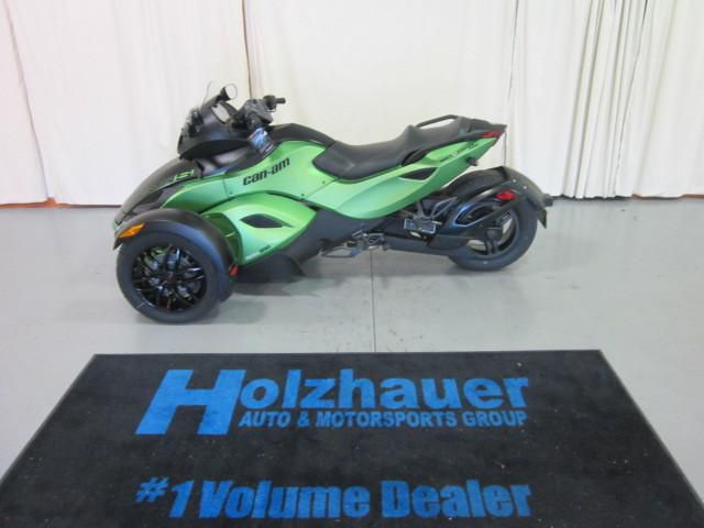 2012 Can Am RS-S Spyder SE5 , trike,3 wheels, new Semi Automatic transmission