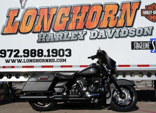 2010 Harley-Davidson FLHX - Street Glide Standard 