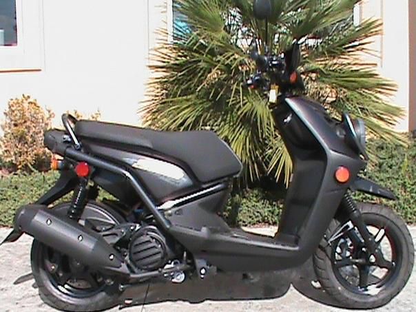 2013 Yamaha Zuma 125 Moped 
