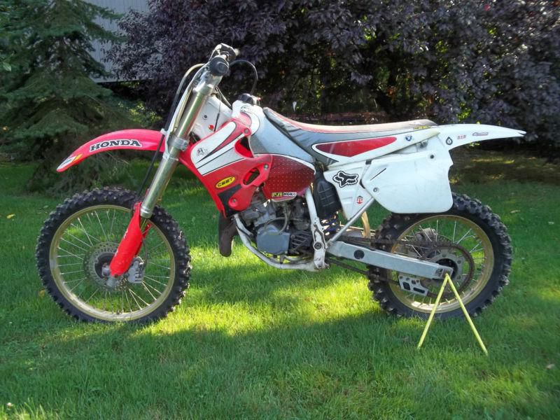 1996 Honda cr125 motorcycle / cr 125 dirtbike like crf or xr 2 stoke