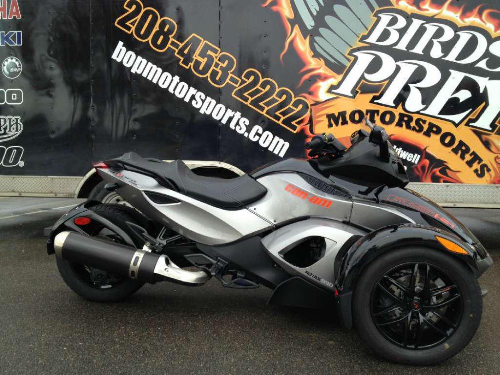 2012 can-am spyder rs-s se5  sport touring 