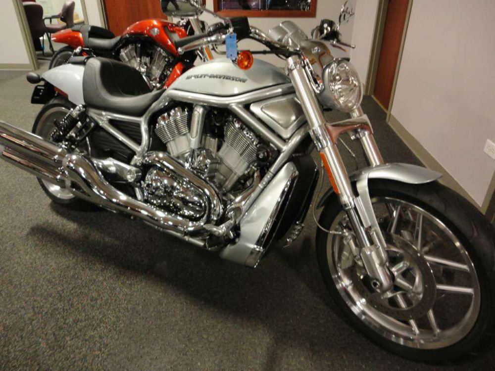 2012 Harley-Davidson VRSCDX ANV V-Rod 10th Anniversary Edition Cruiser 