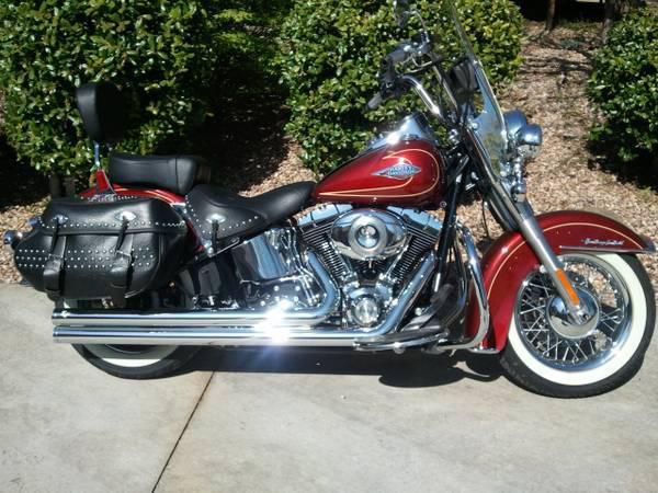 2009 softail heritage red hot sunglo metallic paint-low miles-extras-