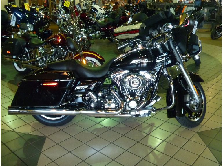 2010 Harley-Davidson FLHX 