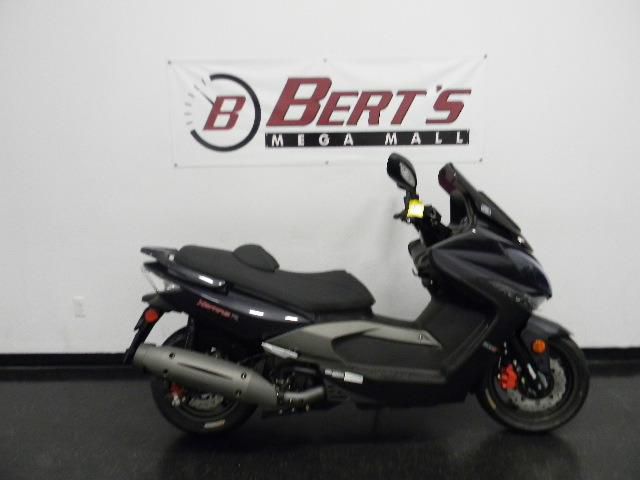 2013 Kymco Xciting 500R Scooter 