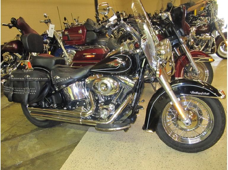 2011 Harley-Davidson FLSTC - Softail Heritage Softail Classic 