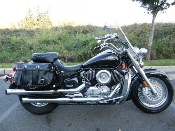 2001&#039; yamaha v-star 1100 classic, pipes, bags, seat, windshield, nice