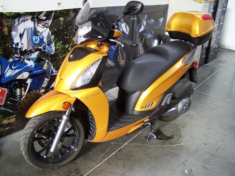 2012 Kymco People GT 300i Moped 