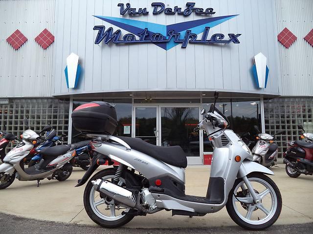 2009 SYM Scooter HD 200cc 12,504 miles * Automatic* Local Trade * Ready to RIDE