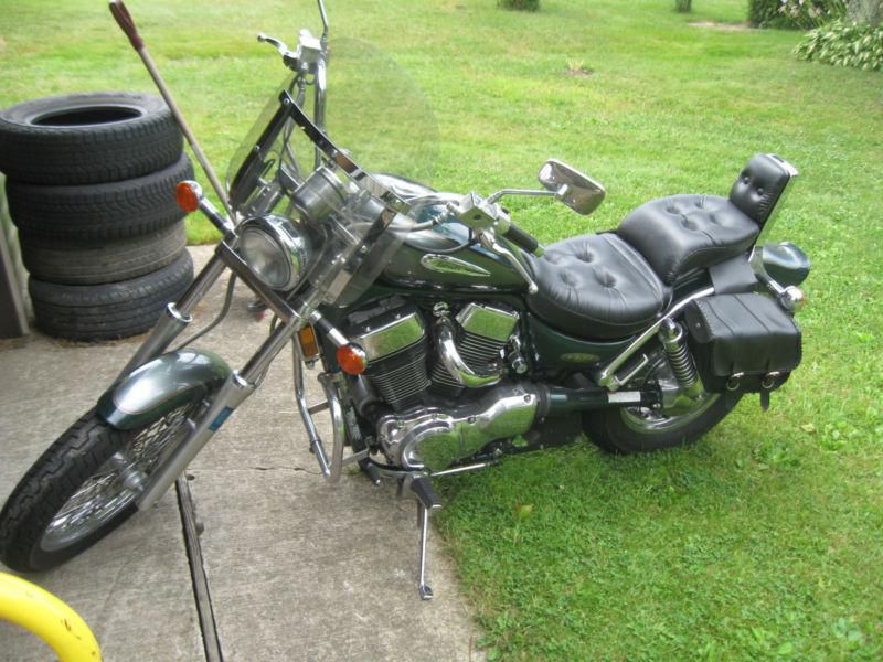 2000 Suzuki Intruder 1400 loaded up with bags and lots of chrome