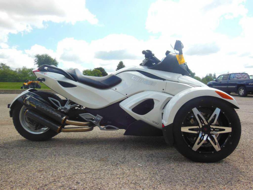 2010 can-am spyder rs-s se5  sport touring 