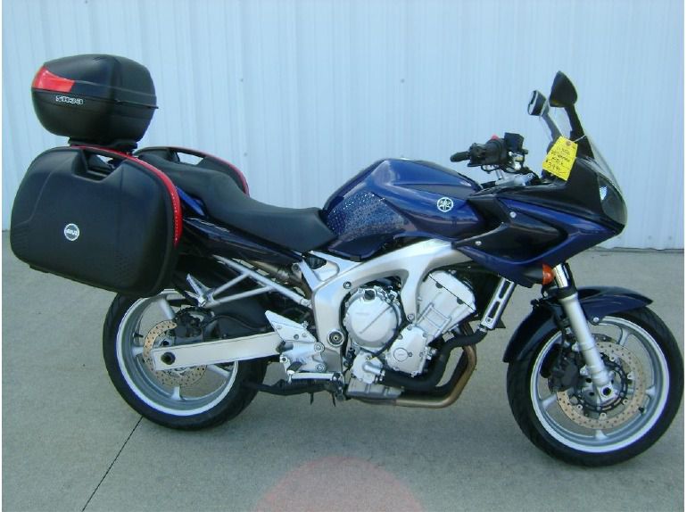2005 Yamaha FZ6 