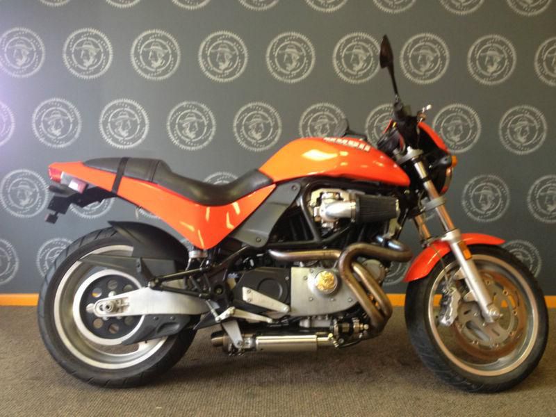 2001 Buell M2 Cyclone - low miles - original paint - 1200cc Harley V-twin