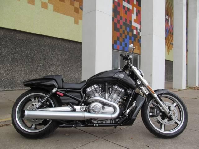2009 Harley-Davidson V-Rod Muscle Cruiser 