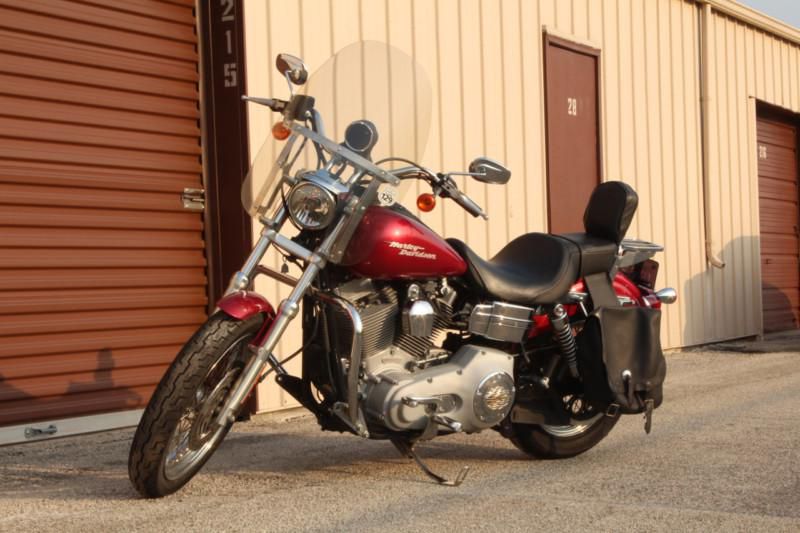 2005 H-D Dyna Superglide FXD w/Screamin' Eagle exhaust and factory wire wheels