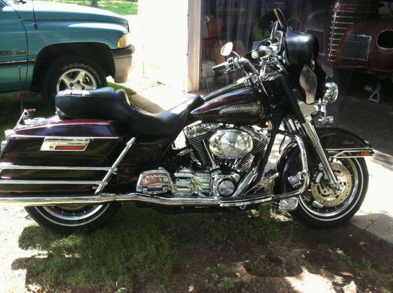 2005 Harley Davidson Electra Glide Classic - Low Mileage - Chrome - Clean