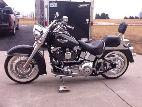 2005 Harley Davidson FLSTN