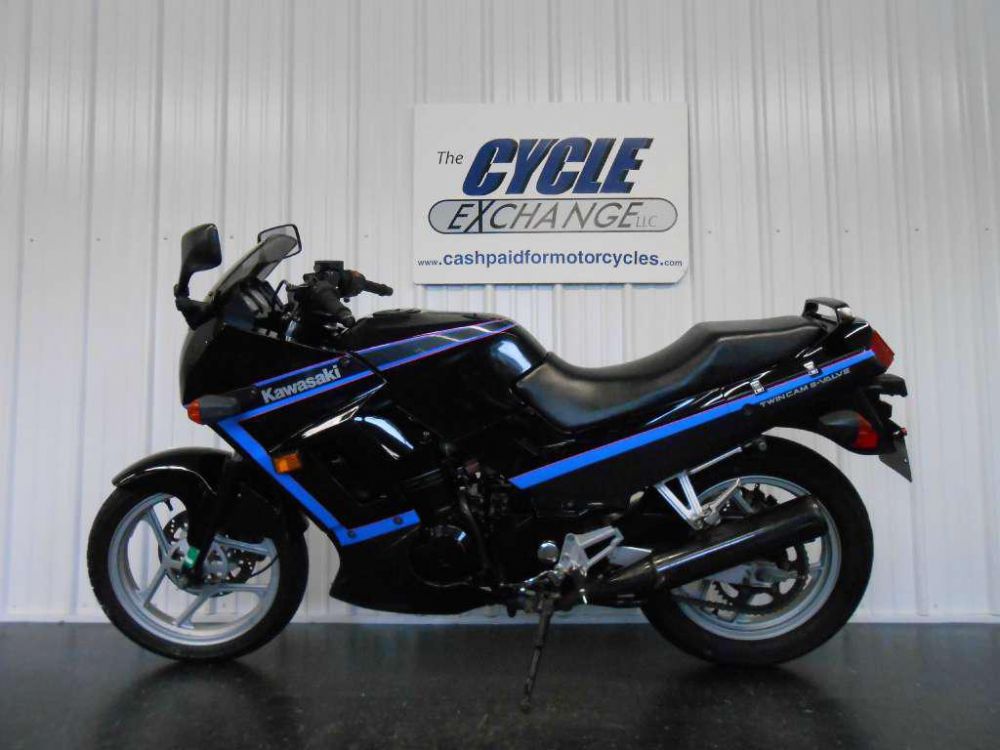 Buy 1990 Kawasaki Ninja 250 Standard on 2040-motos