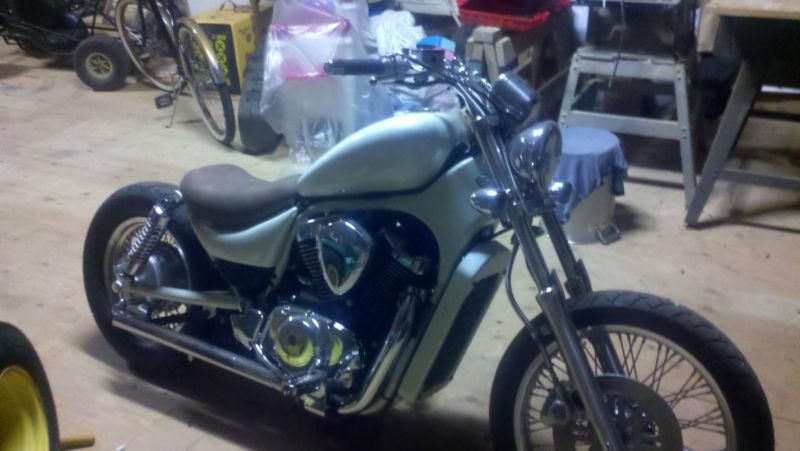 2007 suzuki 800 bobber! not harley davidson but looks and sounds great for less